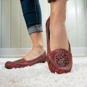 Earth Origins Red Moccasin